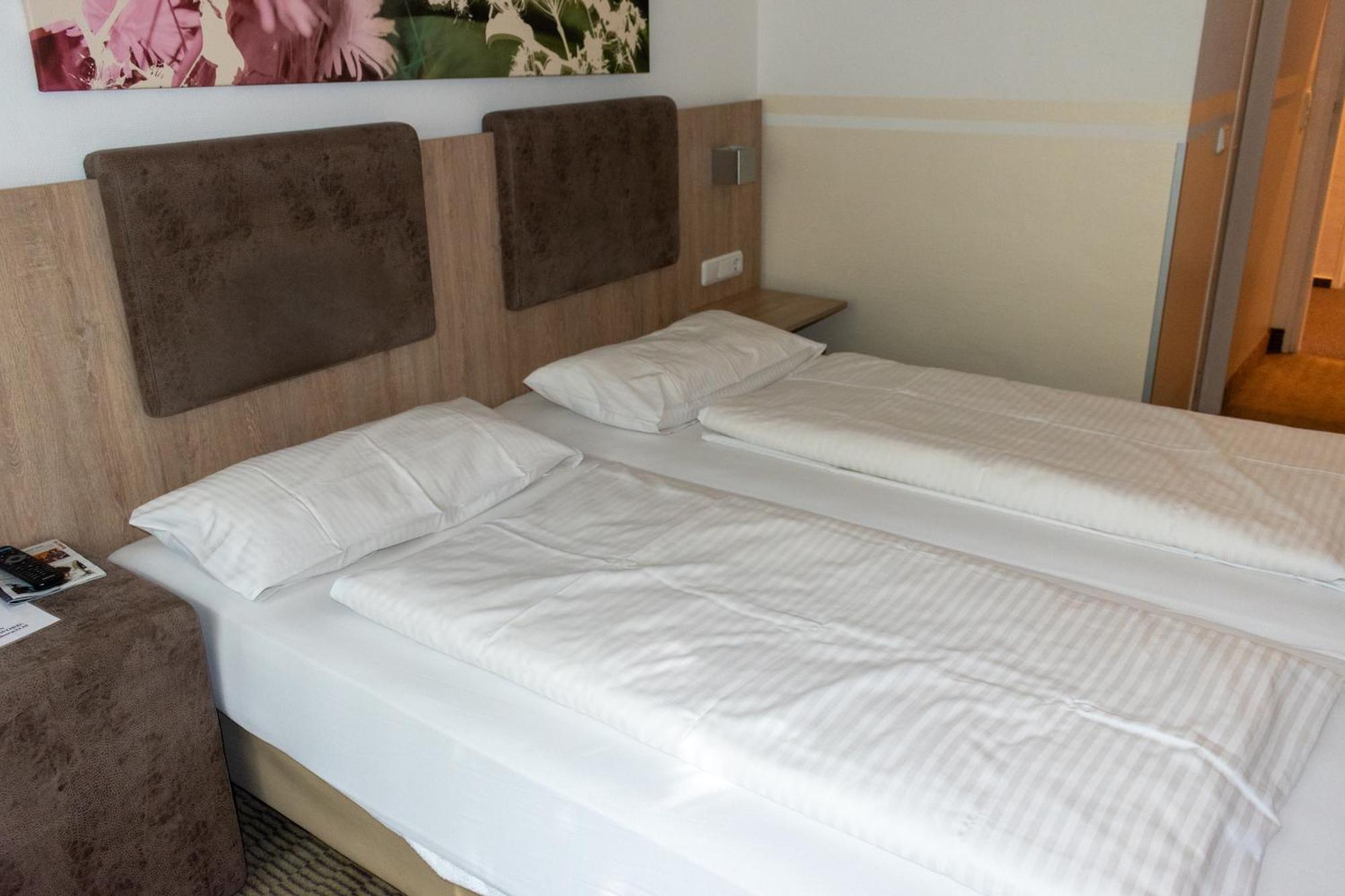 Central Hotel Eschborn Extérieur photo